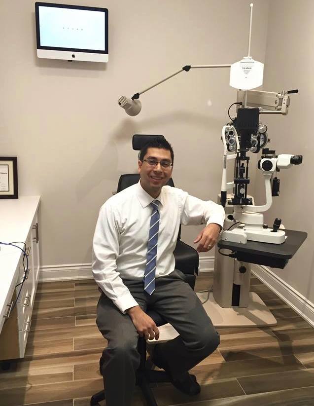 Dr. Sean Karnani Clarkson Eye Care Mississauga